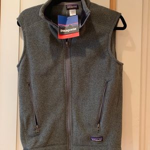Patagonia BRAND NEW grey vest